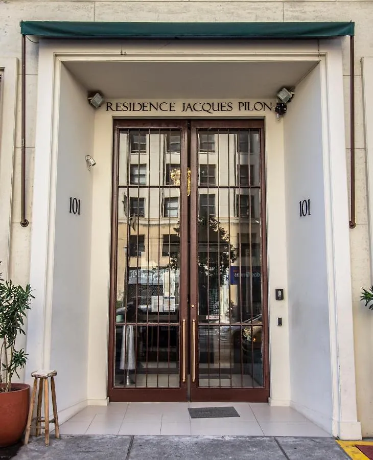 Apartmán Bhomy Centro Joia Em Predio Historico J223 São Paulo 0*,
